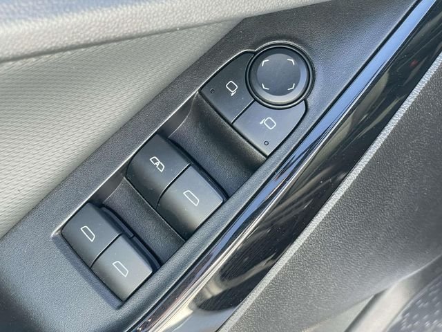 Used 2025 White Chevrolet LT image 16