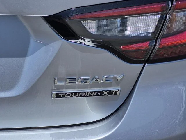 Used 2025 Ice Silver Metallic Subaru Touring XT image 8