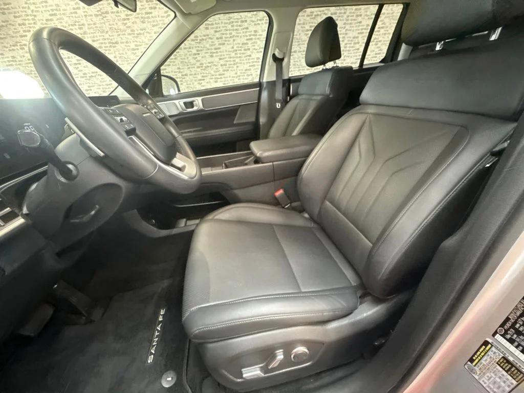 Used 2024 Shimmering Silver Hyundai XRT image 25