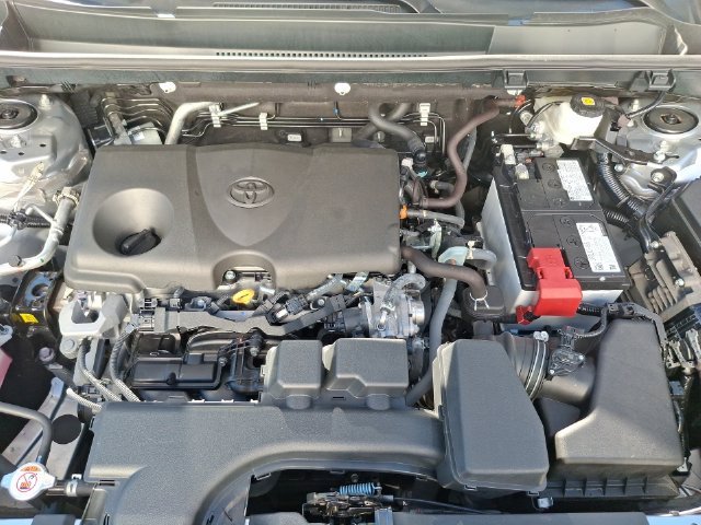 Used 2025 Silver Toyota XLE image 24