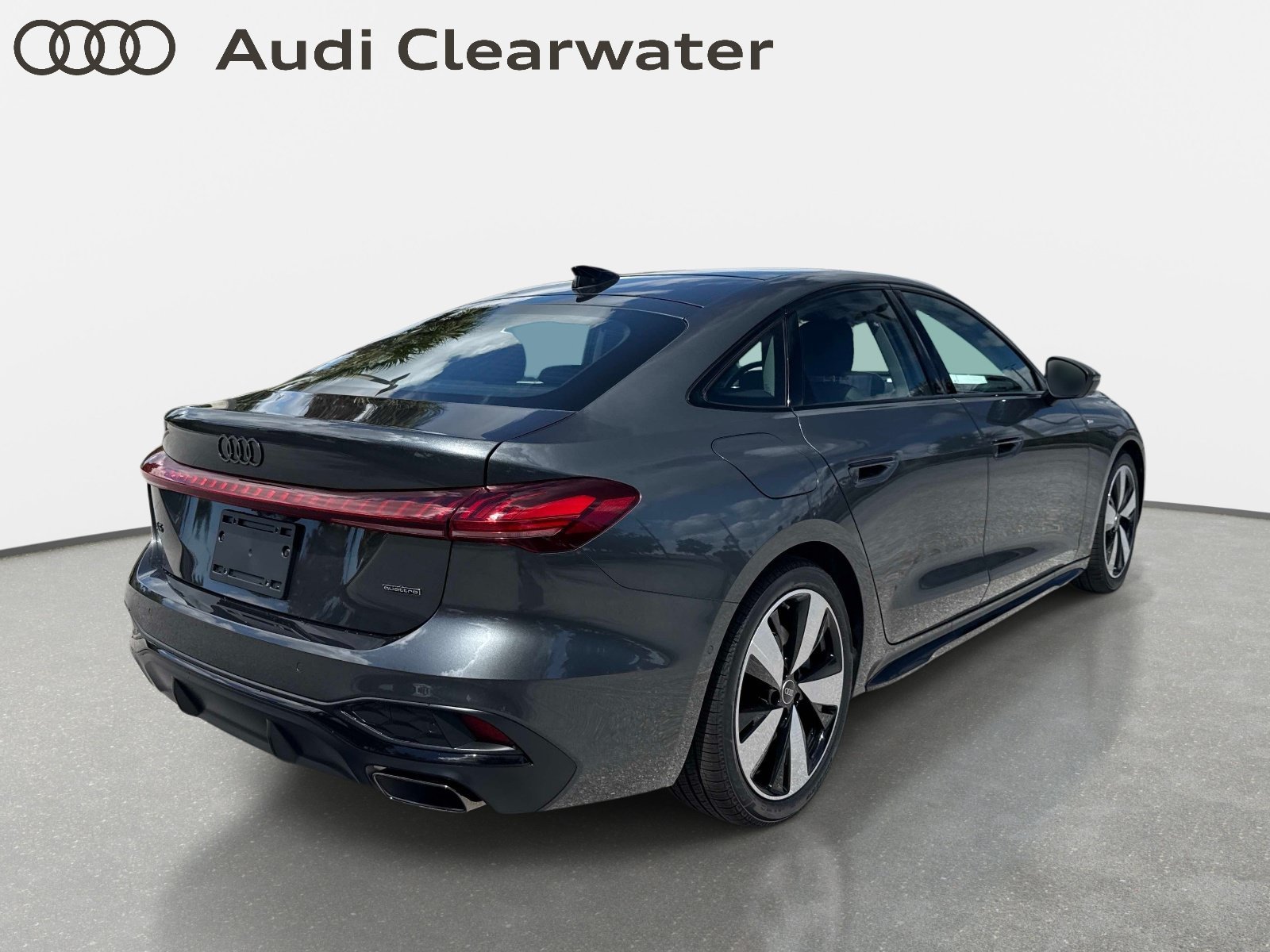 New 2026 Daytona Gray Pearl Effect Audi Premium image 5
