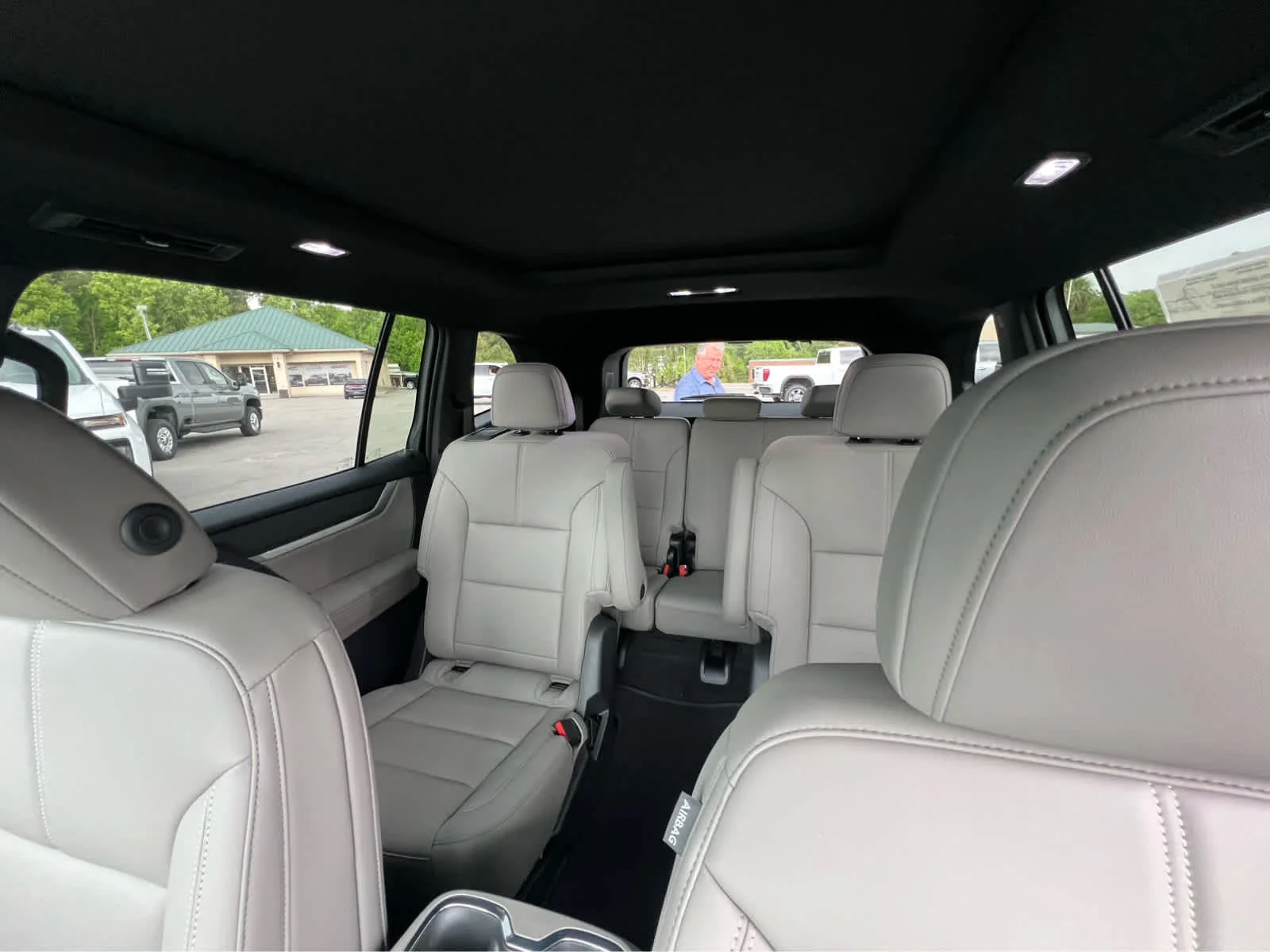 2026 GMC Acadia Elevation - Photo 7