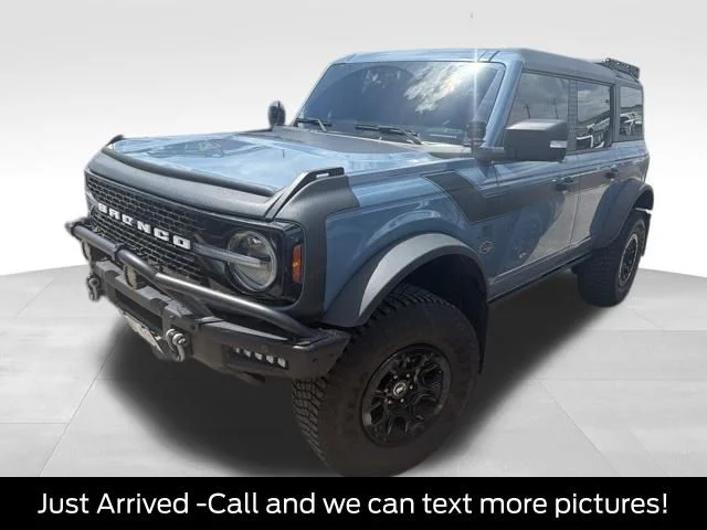 Used 2024 Gray Ford Wildtrak image 1