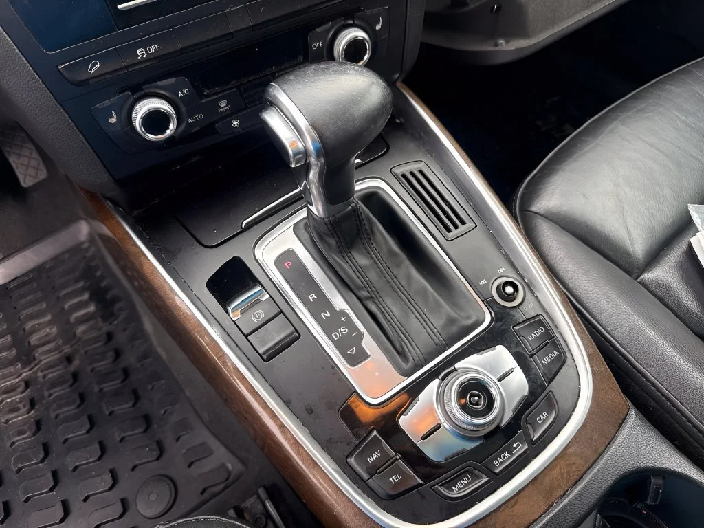 Used 2017  Audi Premium image 13