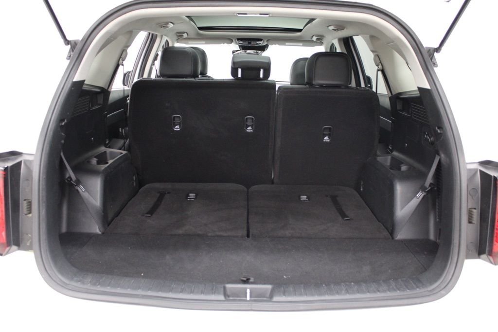 2023 Kia Sorento S - Photo 43