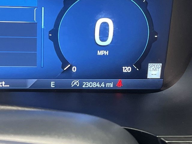 Used 2024 Avalanche Gray Ford LARIAT image 18