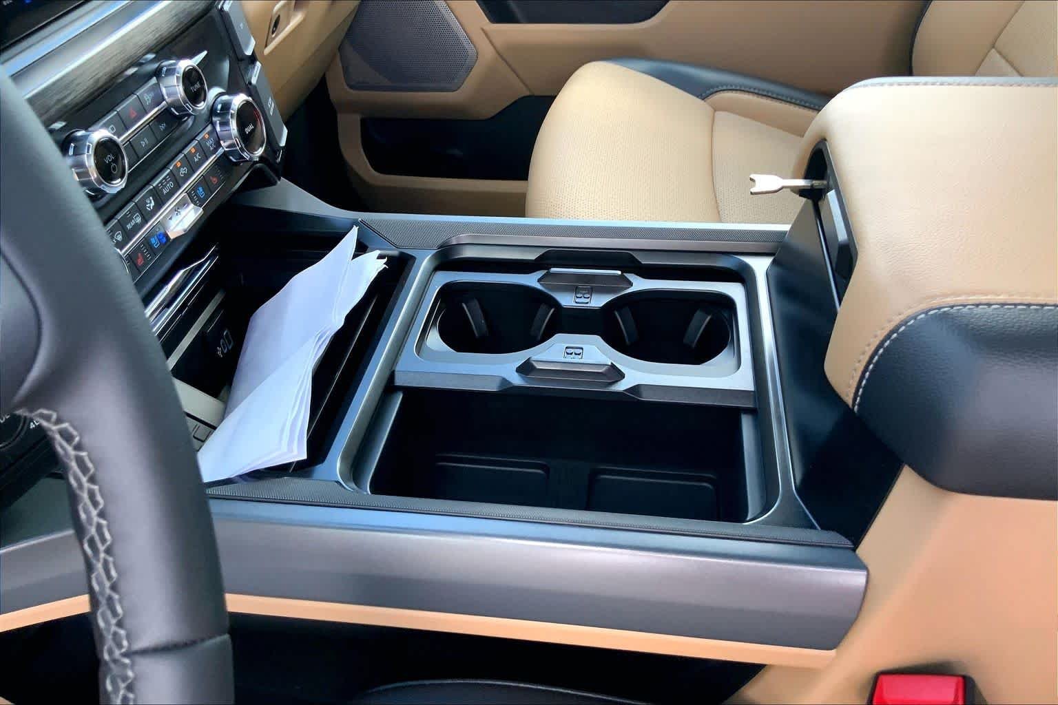 New 2026 Star White Metallic Tri-Coat Ford F-350® Lariat® image 7