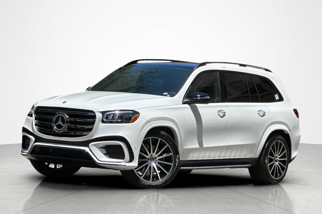 New 2026 MANUFAKTUR Moonlight White Metallic Mercedes-Benz GLS 580 4MATIC® SUV image 1