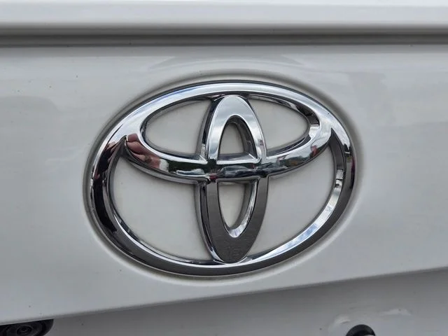 Used 2024 White Toyota LE image 18