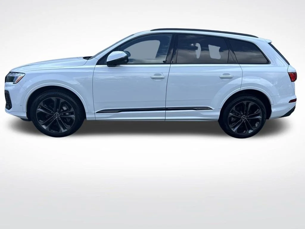 Used 2025 White Audi 55 Premium Plus image 18