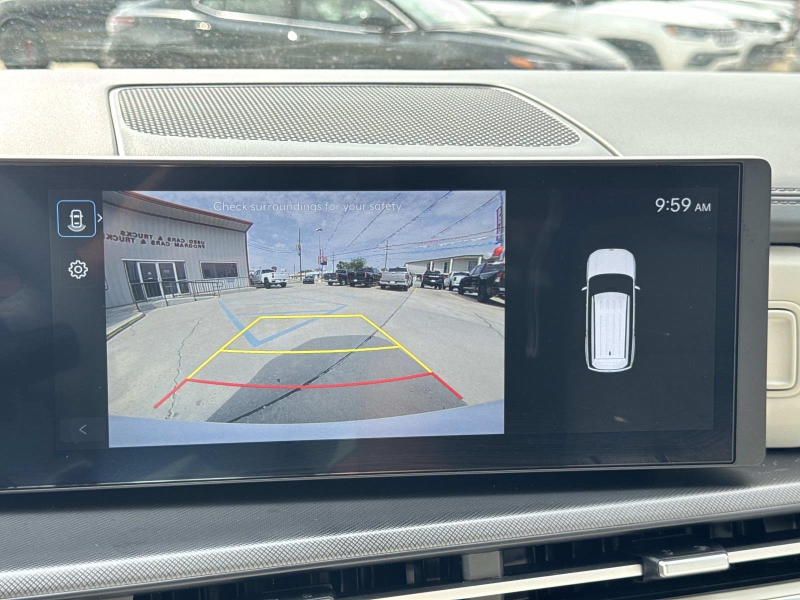 Used 2025 Serenity White Hyundai SEL image 25