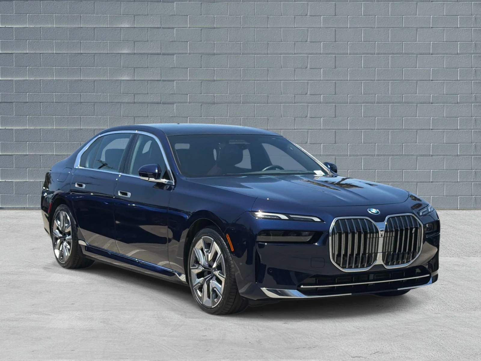 2023 BMW i7 xDrive60's photo
