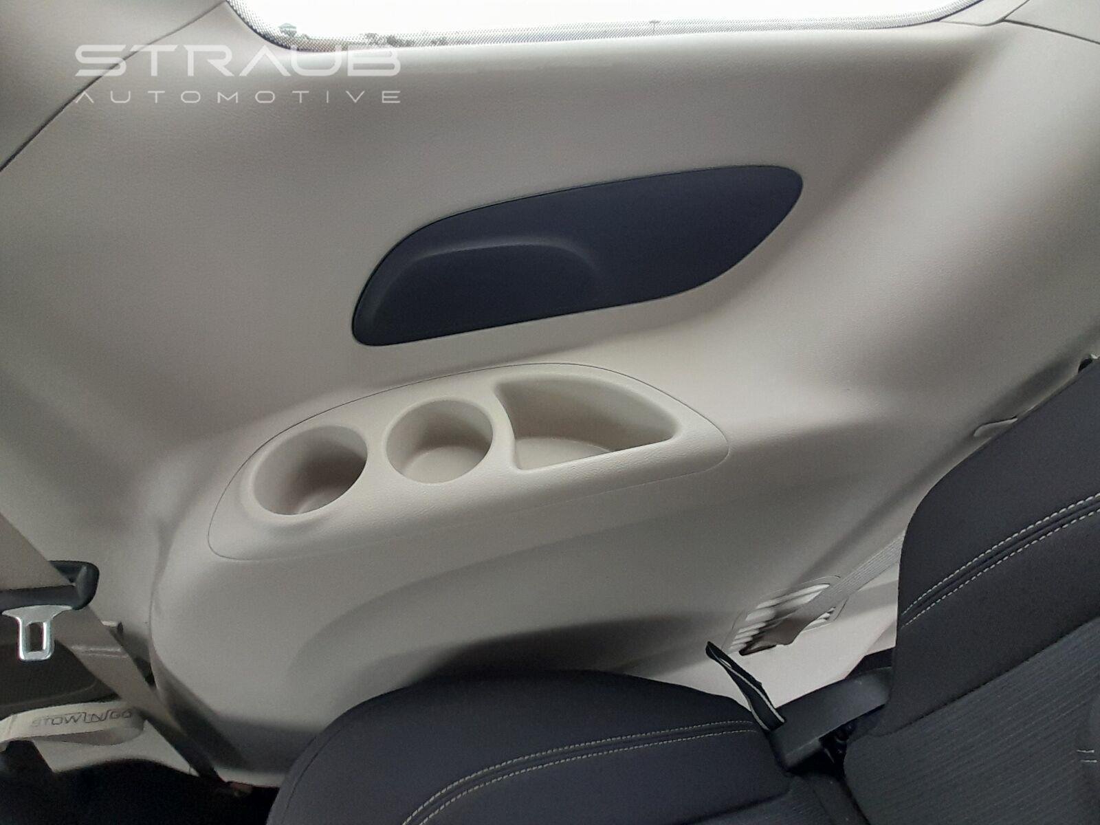 Used 2023 Bright White Clearcoat Chrysler LX image 46