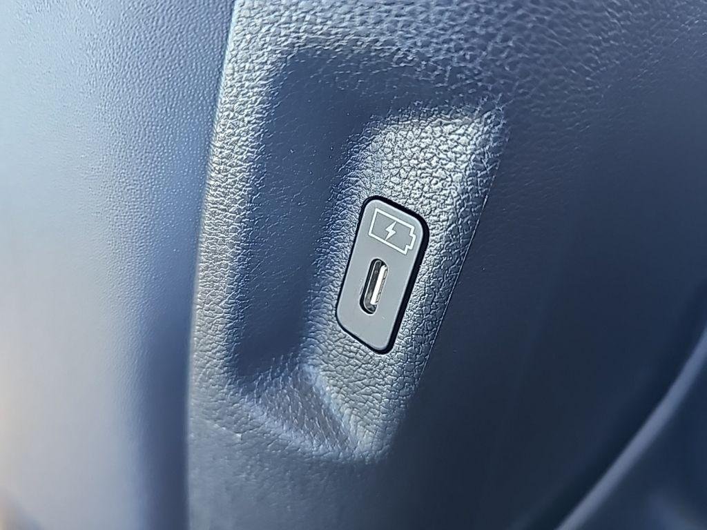 New 2026 Black Hyundai SEL image 34