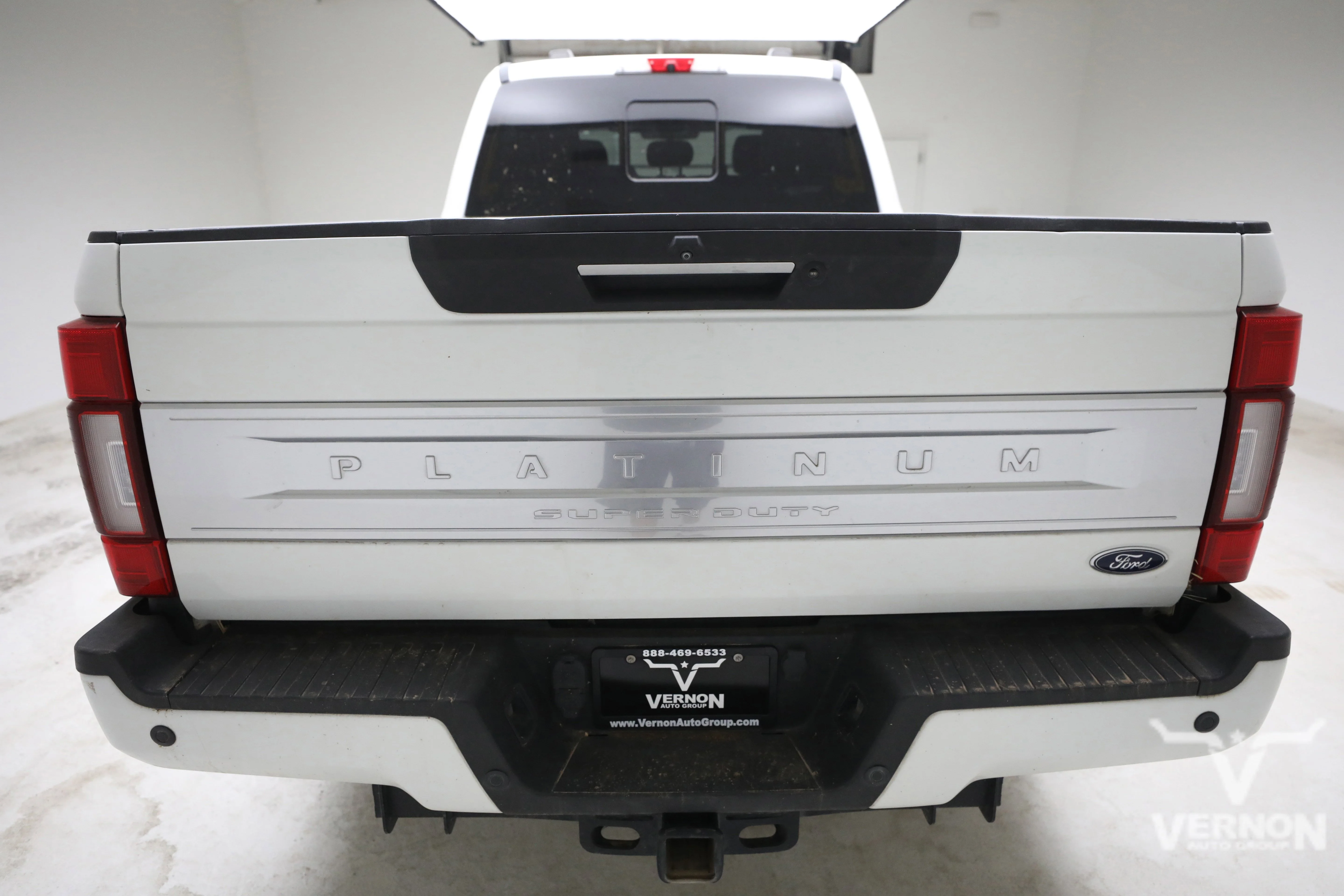 Pre-Owned 2022 Ford Super Duty F-250 Platinum Crew Cab 4x4