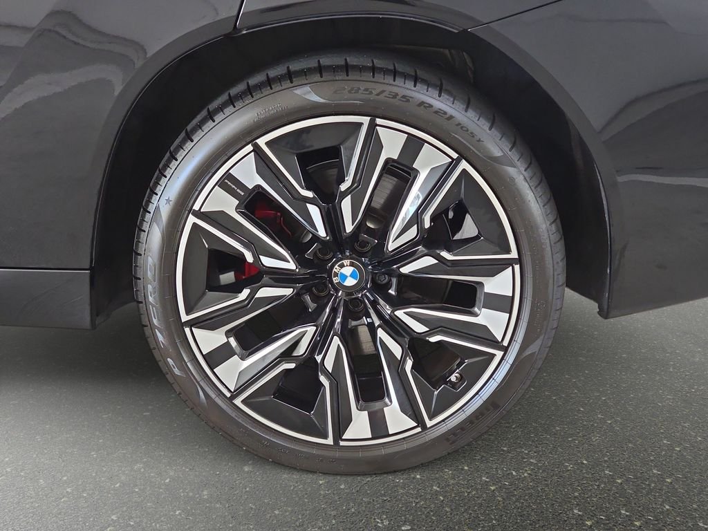 Used 2026 Black Sapphire Metallic BMW 30 xDrive image 31