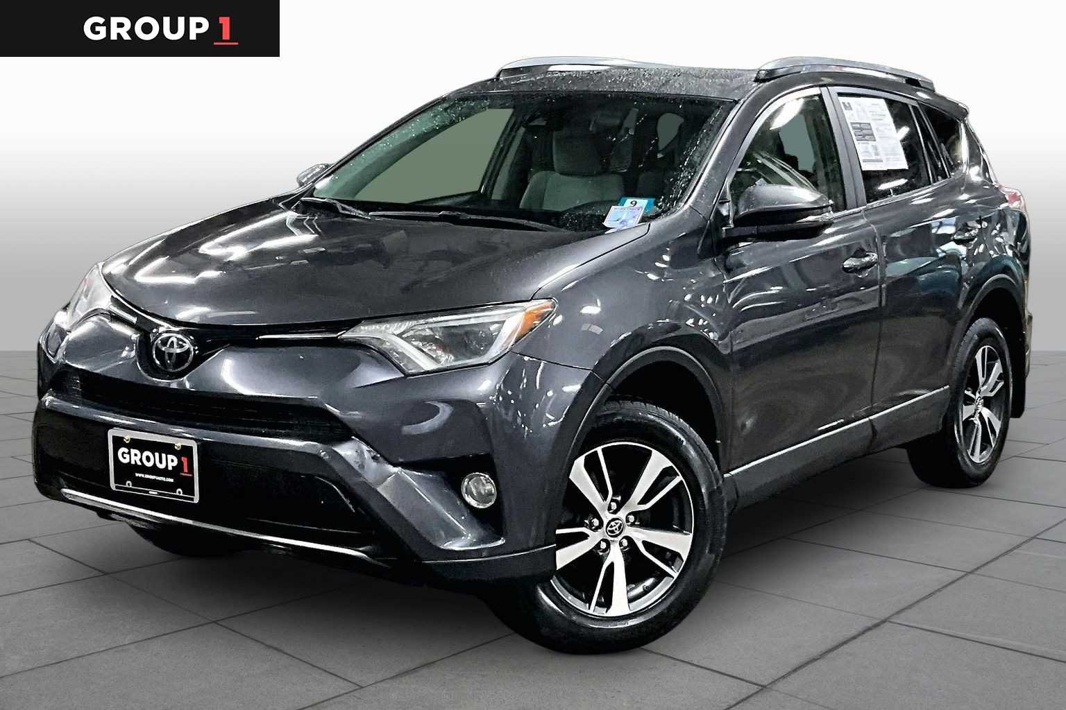 2017 Toyota RAV4 XLE