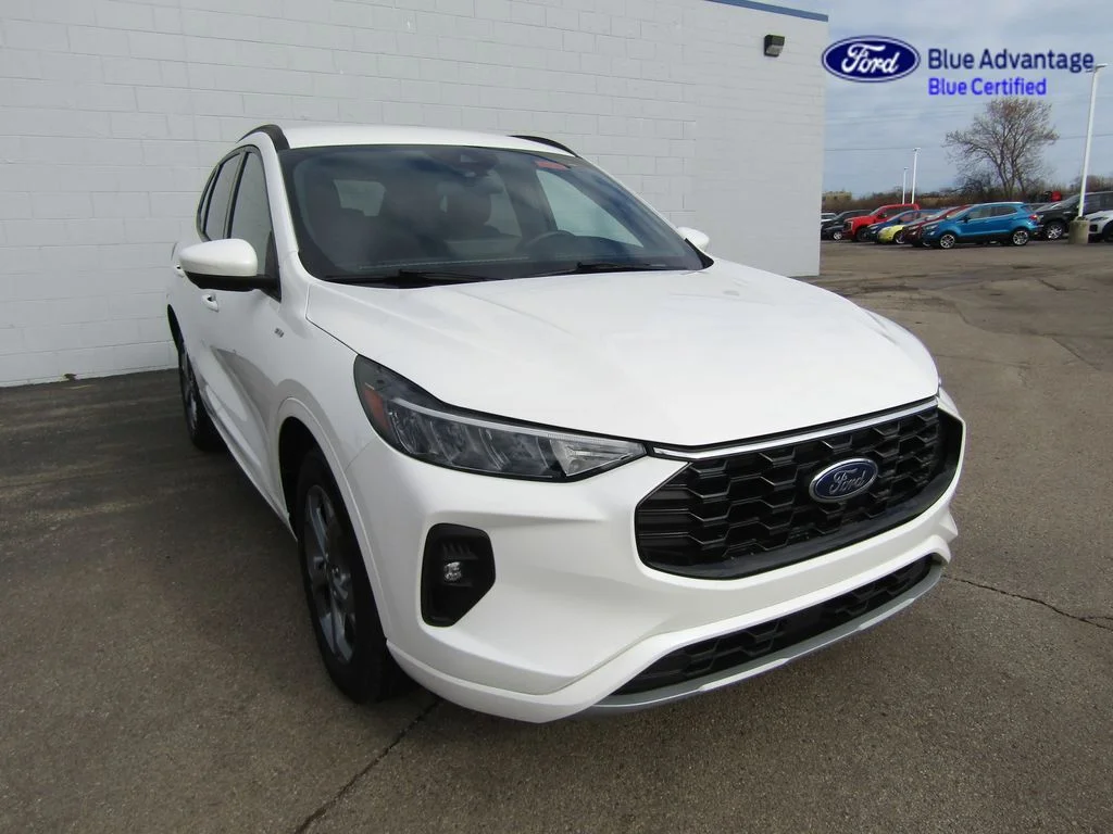 Certified Used 2023 Star White Ford ST-Line Select image 8