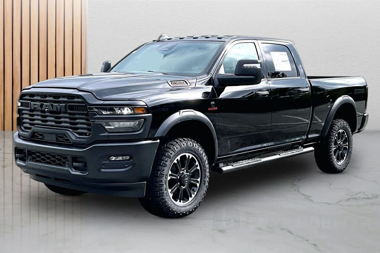 New 2026 Diamond Black Crystal Pearlcoat RAM  image 4