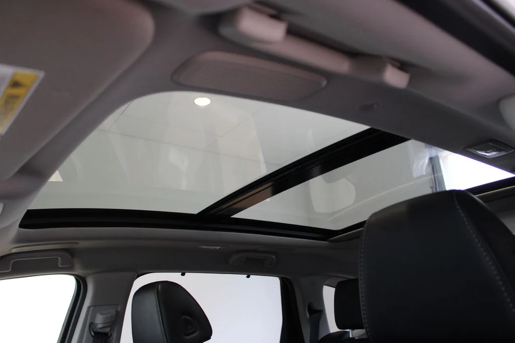 New 2026 Platinum White Pearl Acura Technology Package image 26