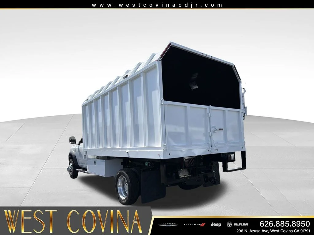 New 2026 Bright White Clear-Coat Exterior Paint RAM Tradesman image 10