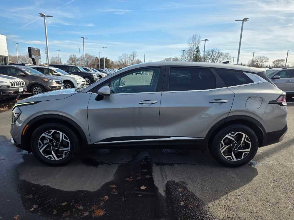 Used 2024 Kia Sportage LX with VIN KNDPU3DF7R7245417 for sale in St. Cloud, Minnesota