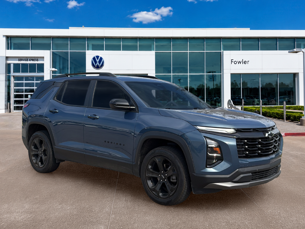 Used 2025 Blue Chevrolet LT image 3
