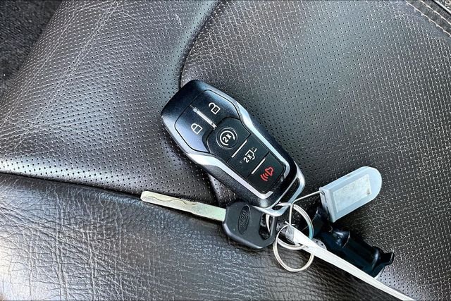 Used 2017 Black Ford King Ranch image 11