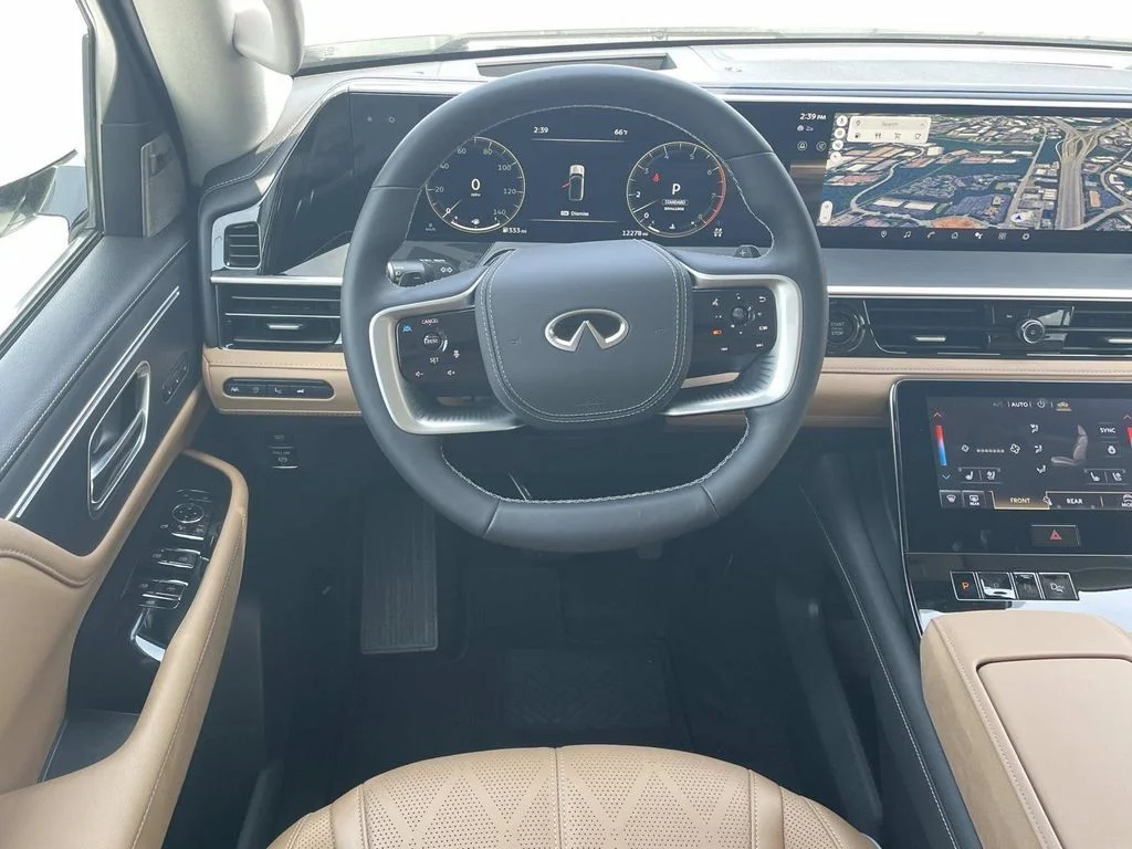 Used 2025 White INFINITI SENSORY image 13