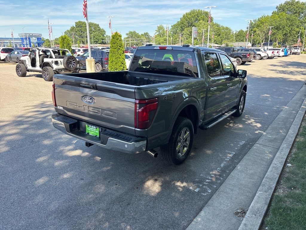 Used 2024 Gray Ford XLT image 5