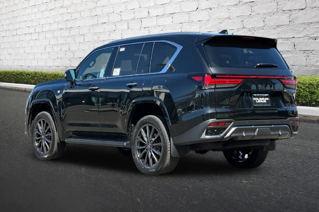 New 2026 Caviar Lexus LX 700h F SPORT HANDLING image 6