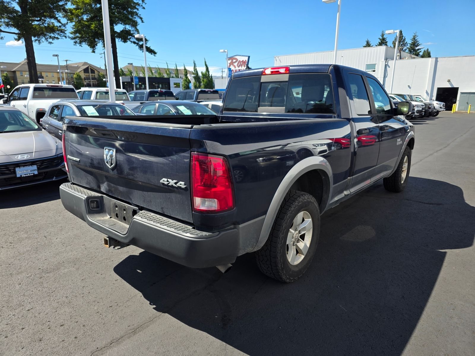 Used 2013 True Blue Pearlcoat Ram SLT image 5