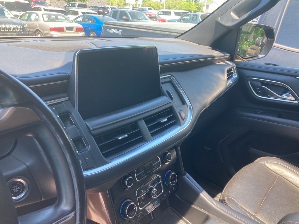 Used 2021 Black Chevrolet High Country image 11