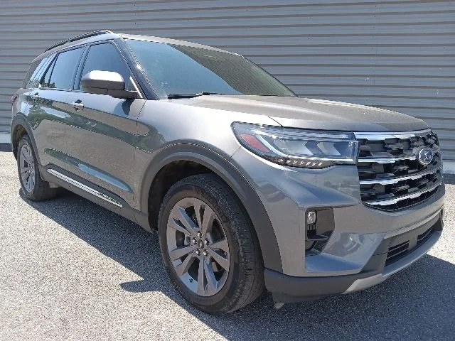 2025 Ford Explorer Active 4WD (PL535)'s photo