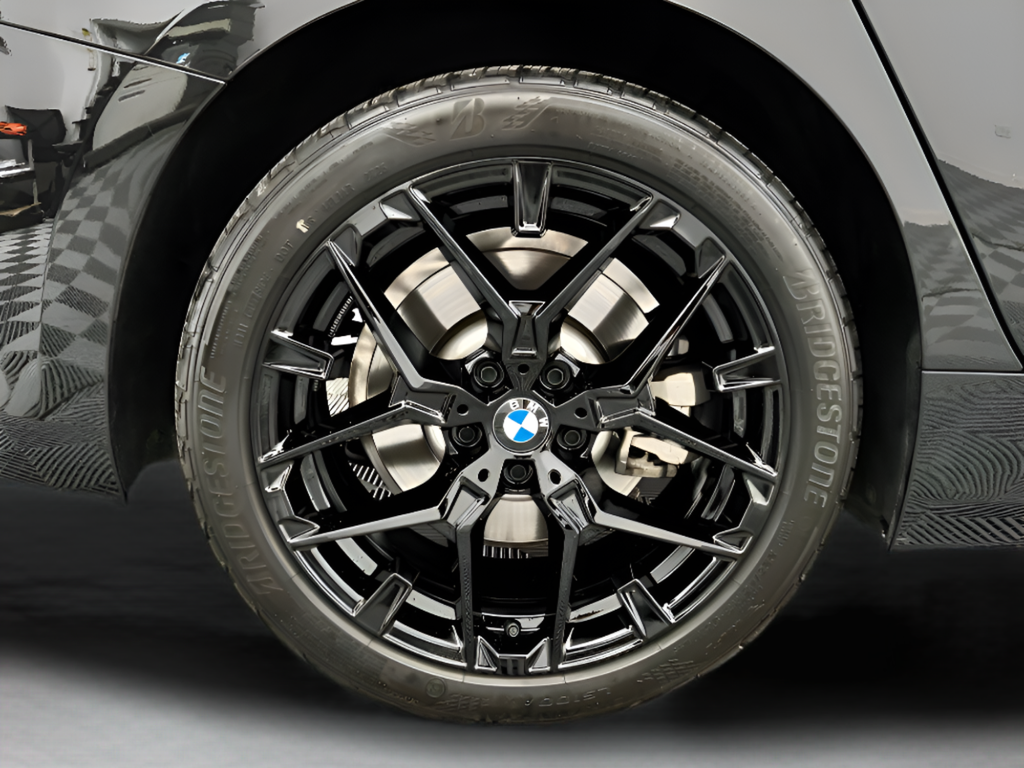 Used 2026 Black Sapphire Metallic BMW 330i xDrive image 38