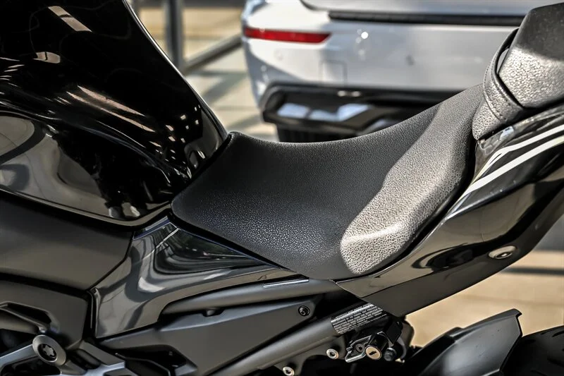 Used 2022  Kawasaki  image 14