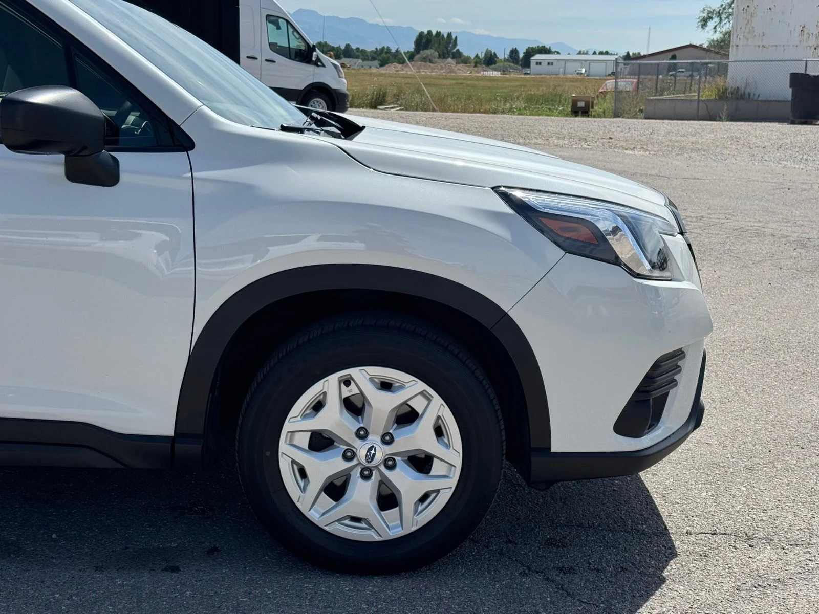 Used 2023 White Subaru Base image 3