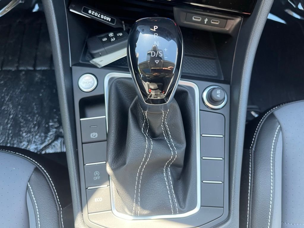 New 2026 White Volkswagen 1.5T SE image 15