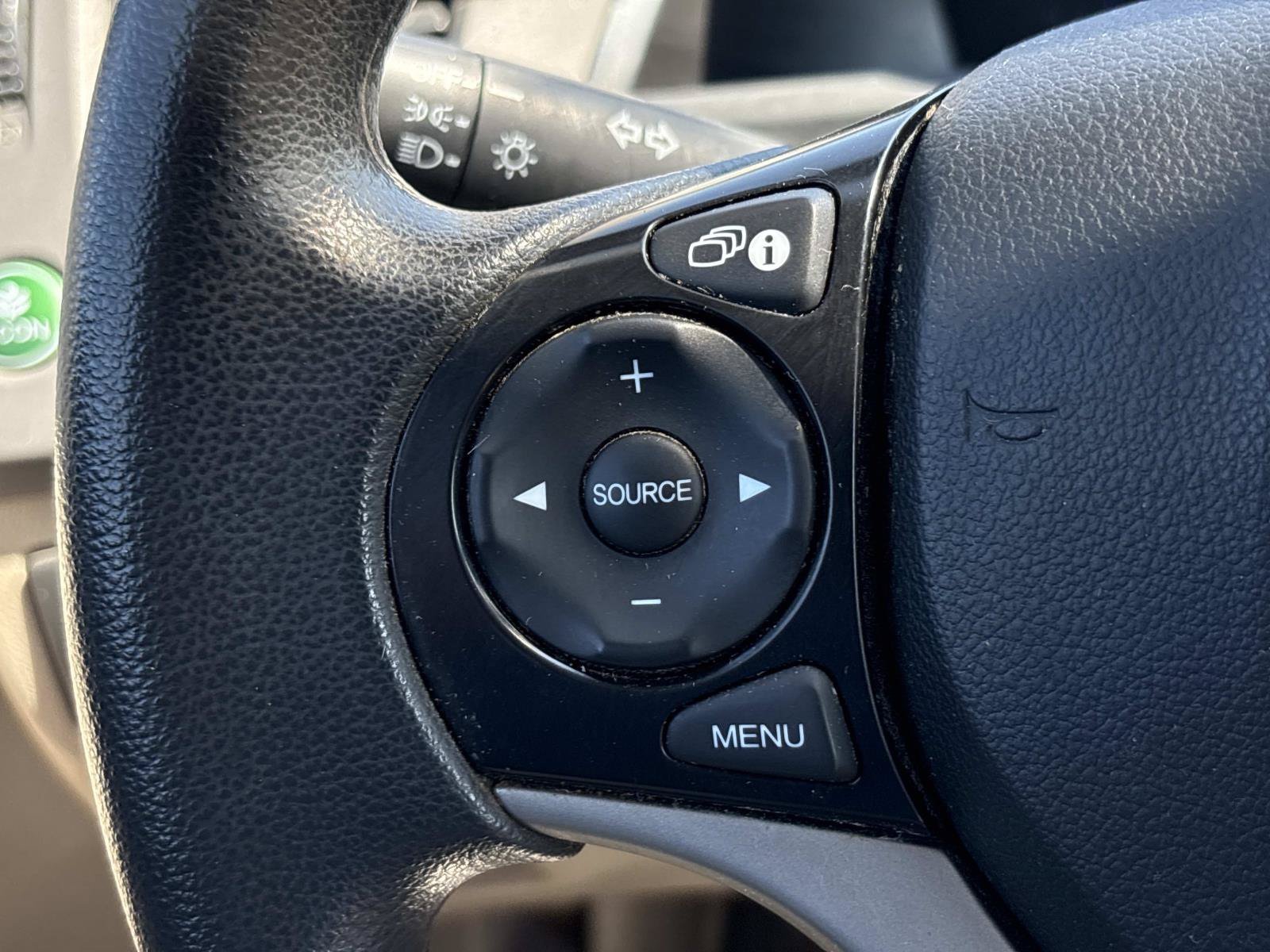 Used 2012  Honda LX image 25