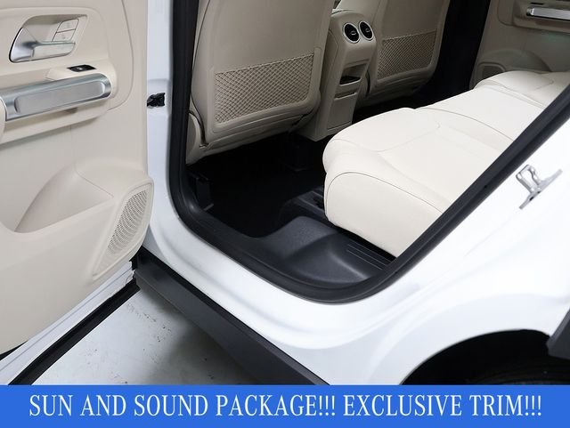 Used 2026 Polar White Mercedes-Benz GLB 250 image 27