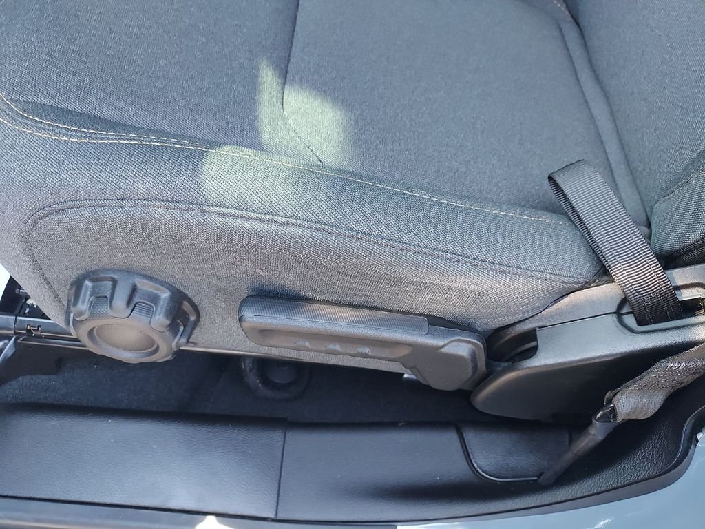 Used 2024 Gray Jeep Sport image 18