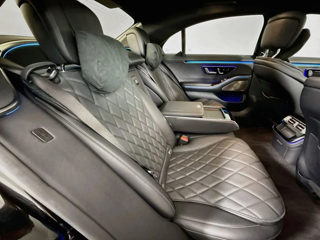 Used 2023 Black Mercedes-Benz S 580 image 27