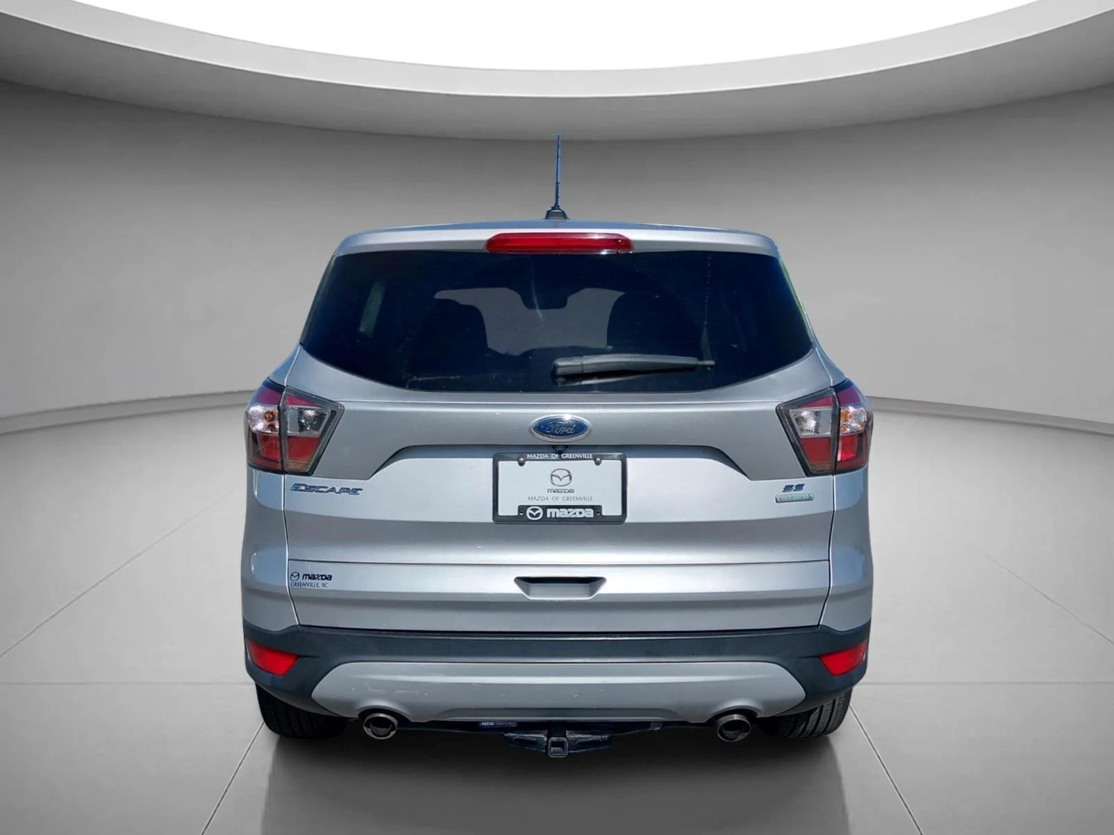 Used 2017 Ingot Silver Ford SE image 4