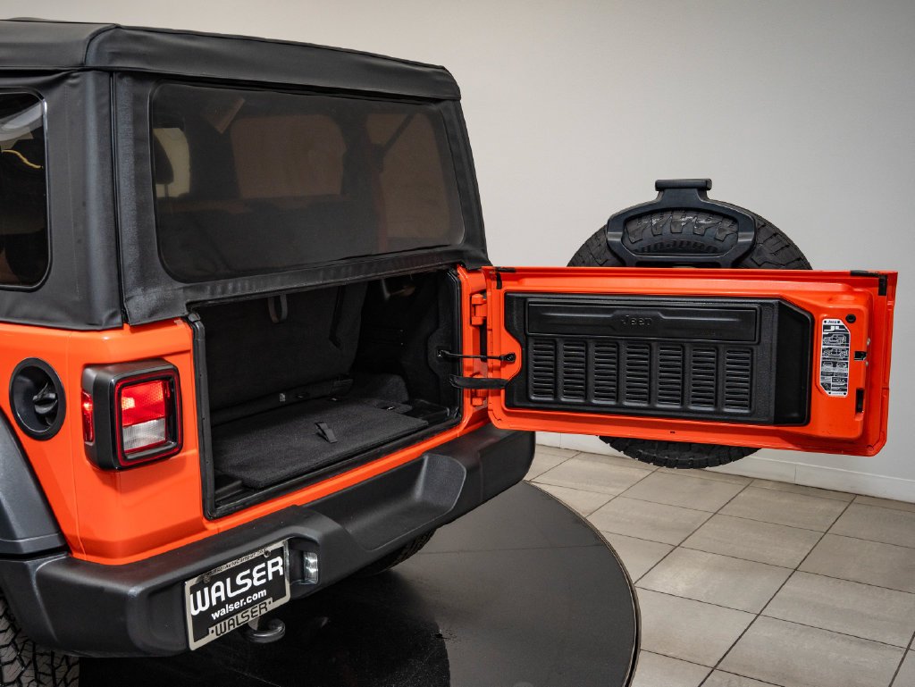 Used 2023 Punkn Metallic Clearcoat Jeep Willys image 20