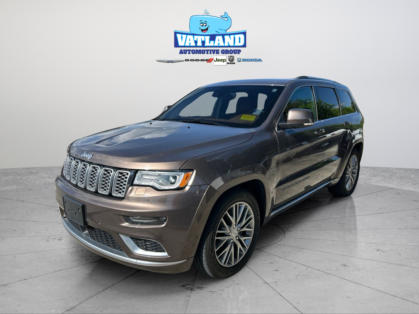 Certified Used 2018 Brown Jeep Summit image 1