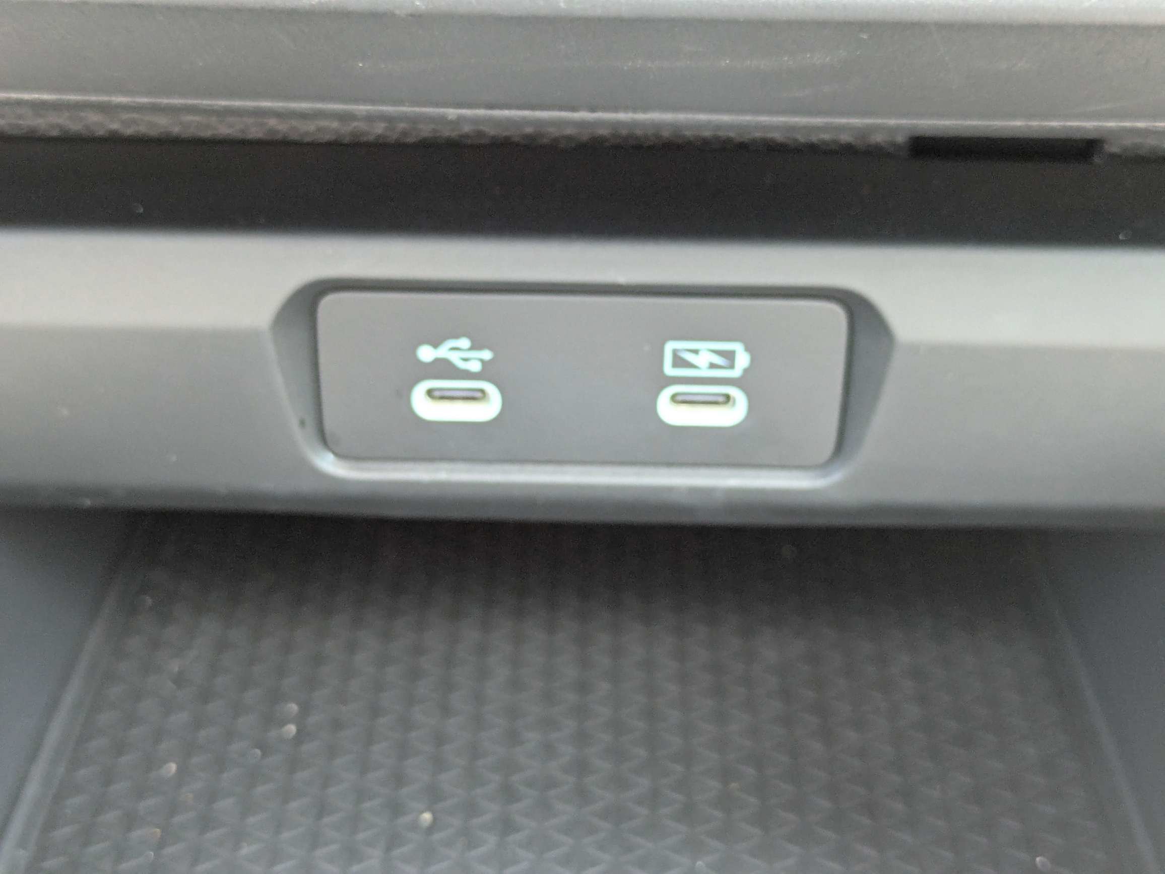 Used 2025  Honda SE image 20