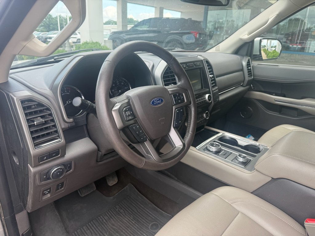 Used 2019 Ingot Silver Metallic Ford XLT image 9