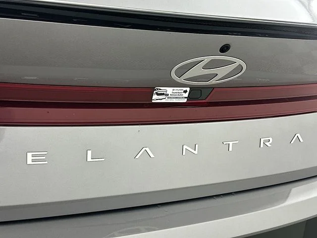 New 2026 Silver Hyundai SEL Sport image 23