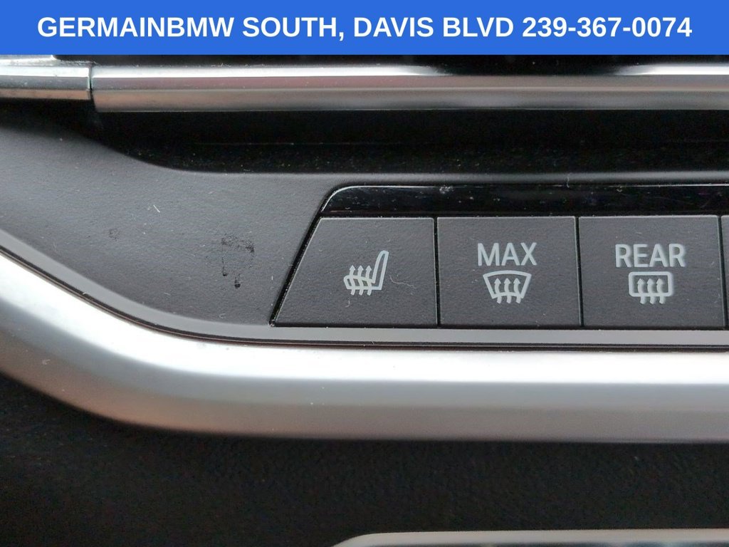 Used 2021 White Metallic BMW sDrive40i image 26