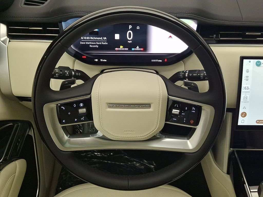 New 2026 Carpathian Grey Land Rover SE image 18